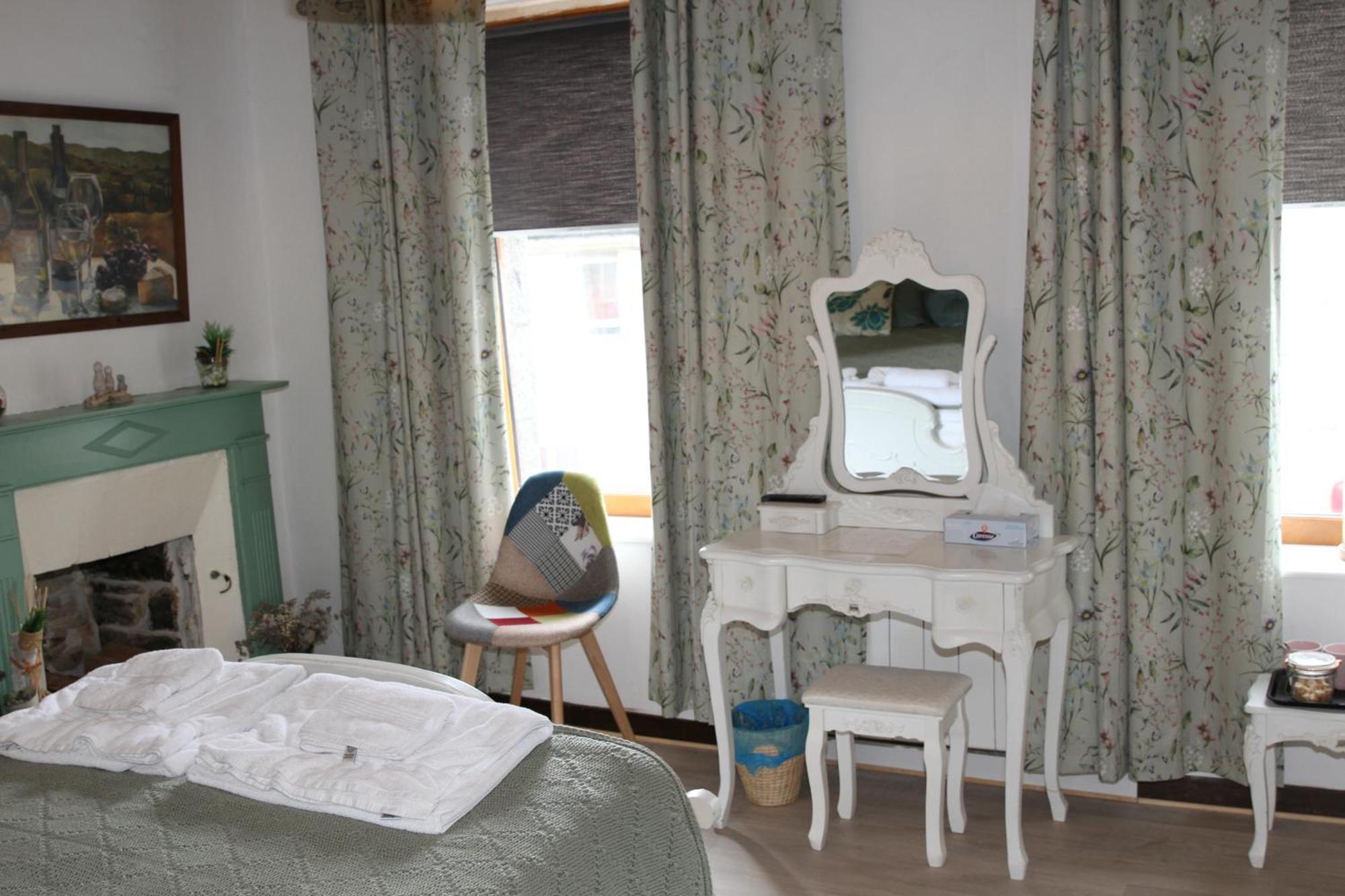 L'Ancienne Boulangerie Bed & Breakfast Collinee Bagian luar foto